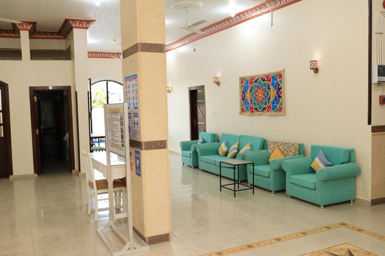 Dream Island Hotel Louxor Extérieur photo